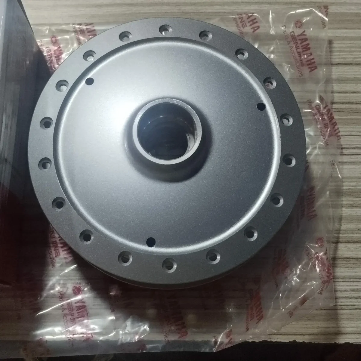 RX100 FRONT HUB 2