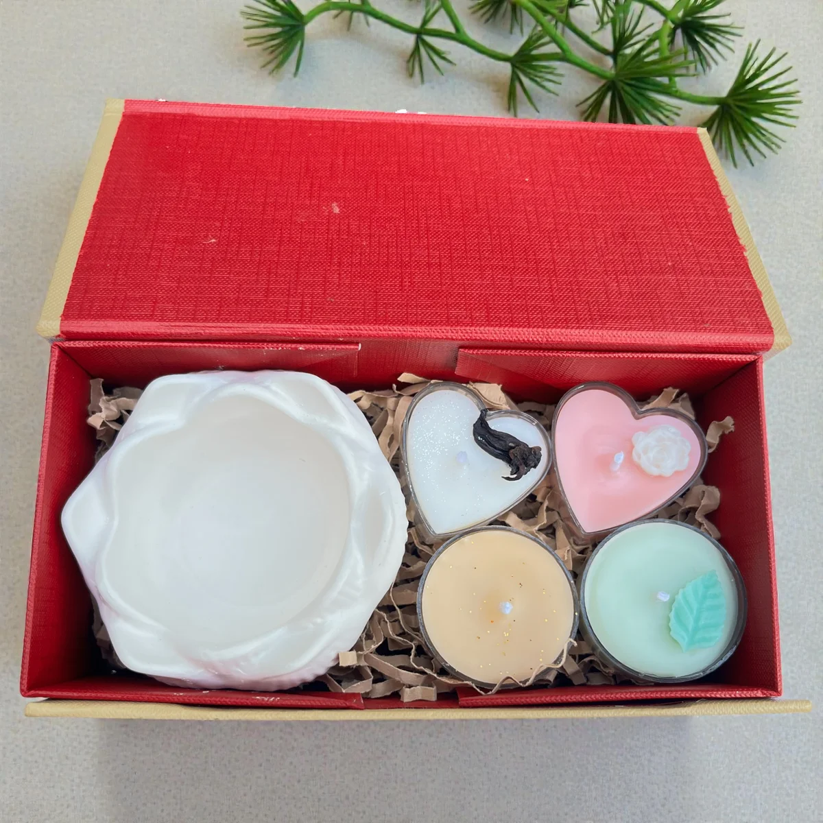 THE LOTUS SANCTUARY GIFT BOX 3