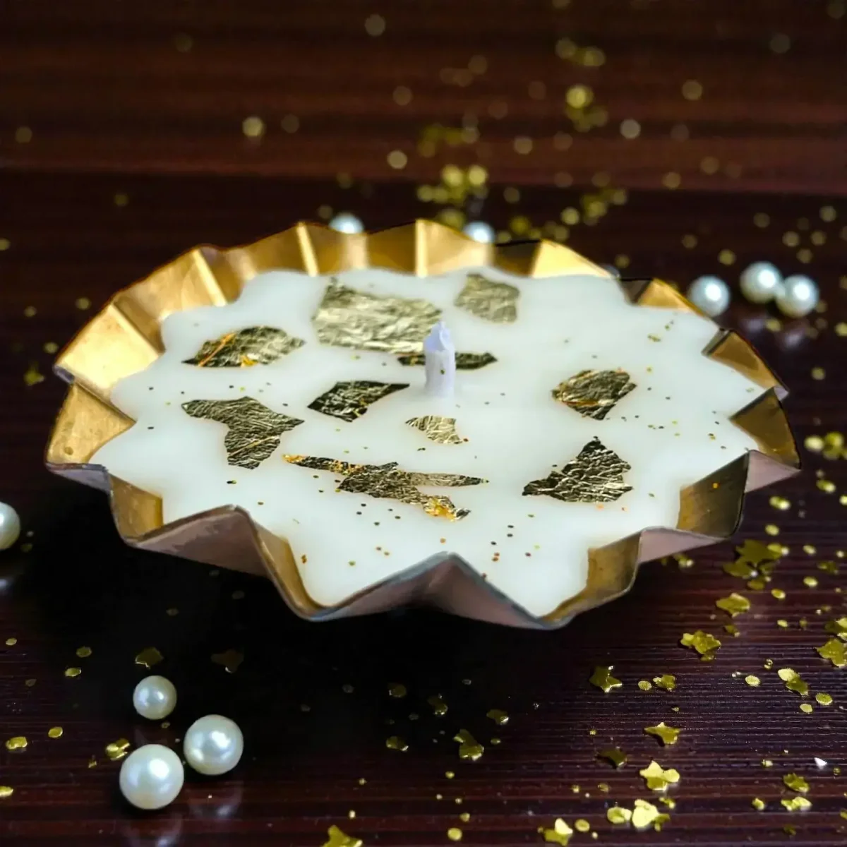 DIYA URLI ROYAL OUDH CANDLE