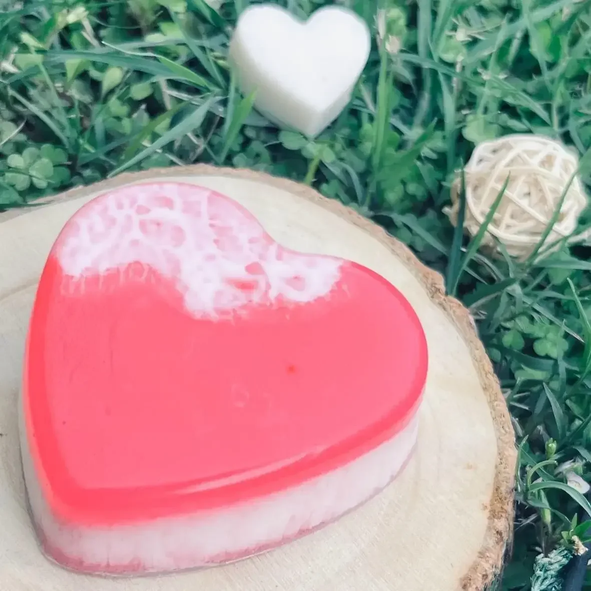 VANILLA RASPBERRY SOAP