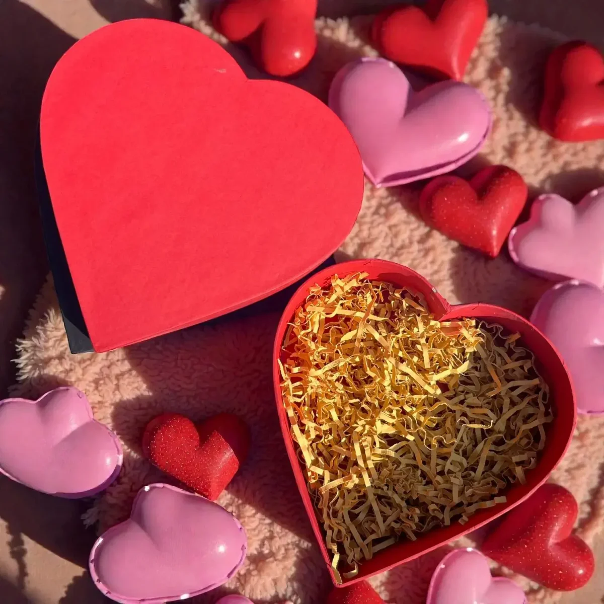 CREATE YOUR OWN VALENTINE BOX 2