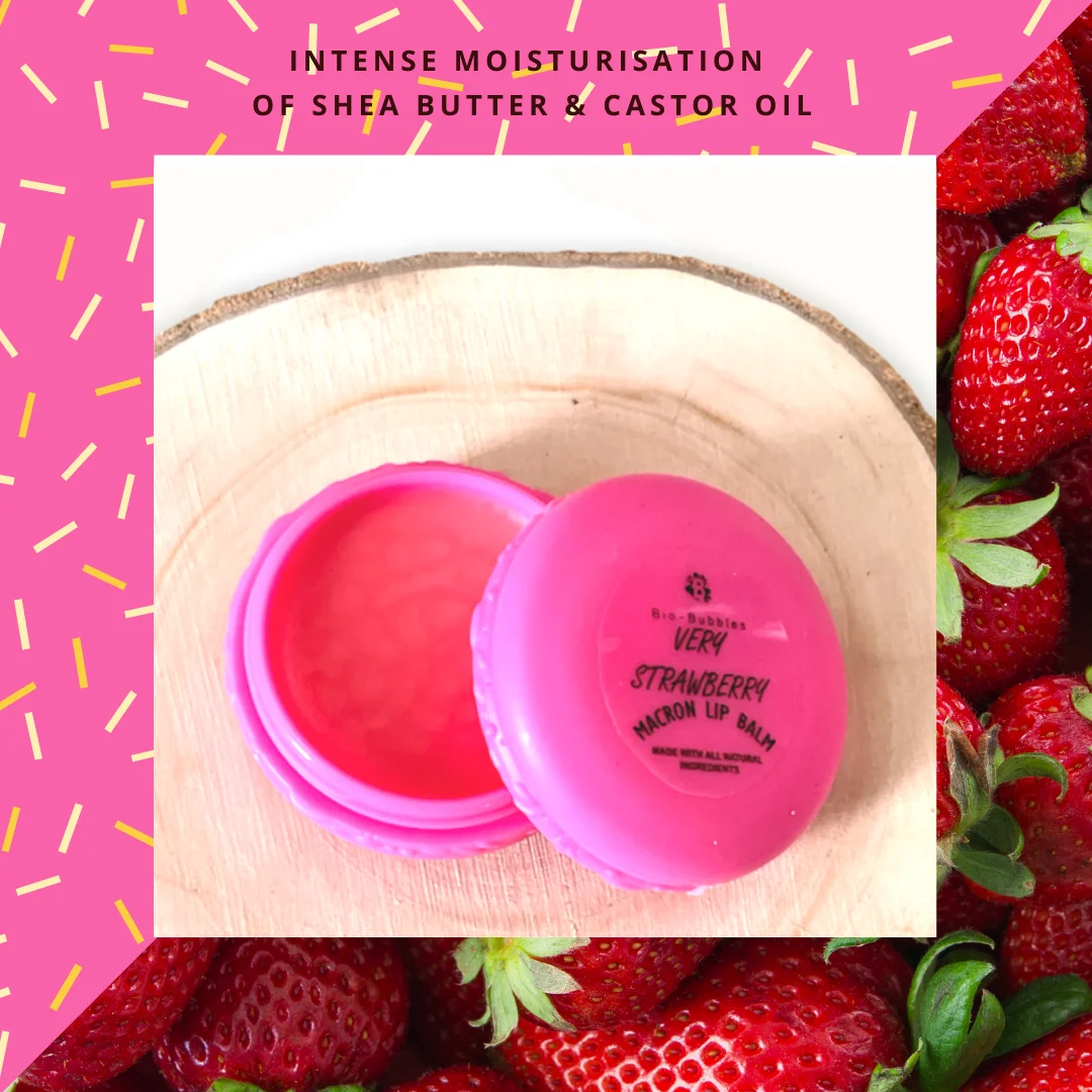 VERY STRAWBERRY MACRON LIP BALM